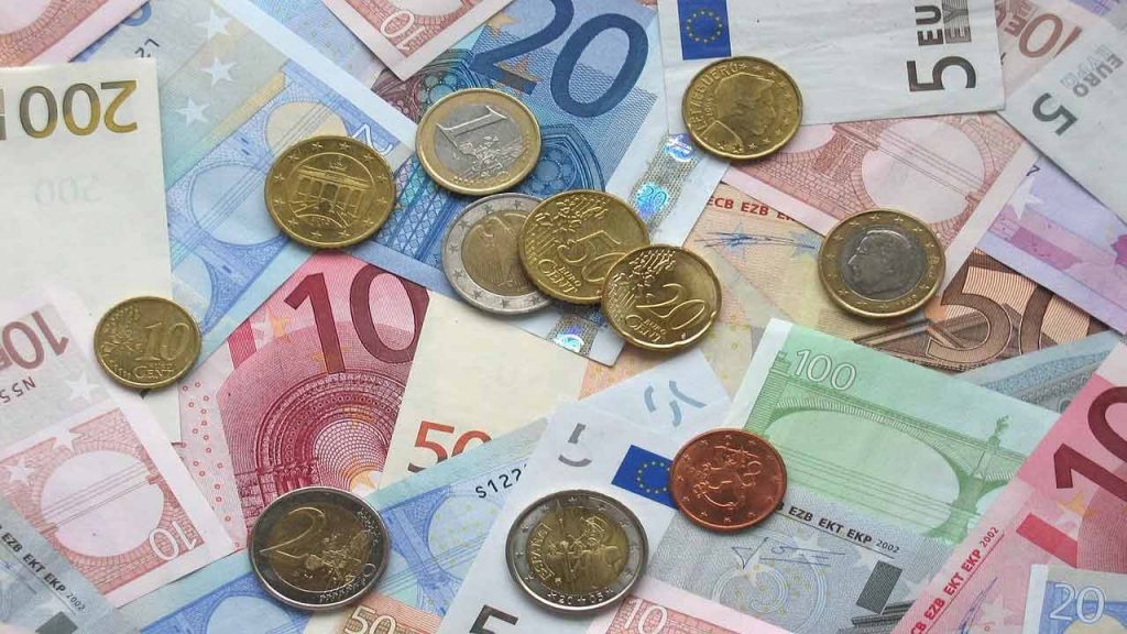 euro soldi spese